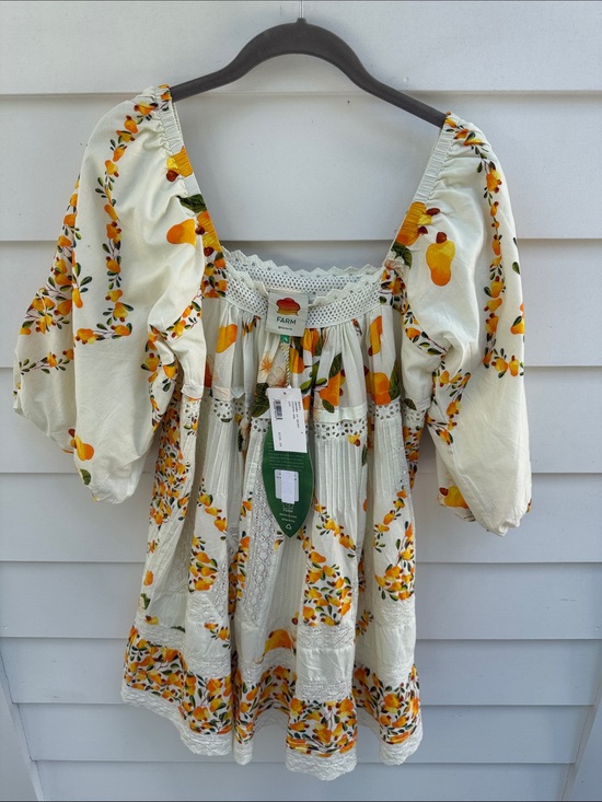 FARM Rio Dresses & Skirts - FARM Rio cashew citrus dress with Yellow-Orange Print
